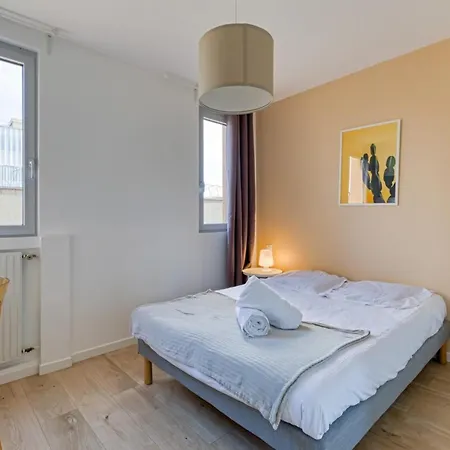 Roxane Spacious 3-bedroom With Terrace And Parking Just Steps * Rouen