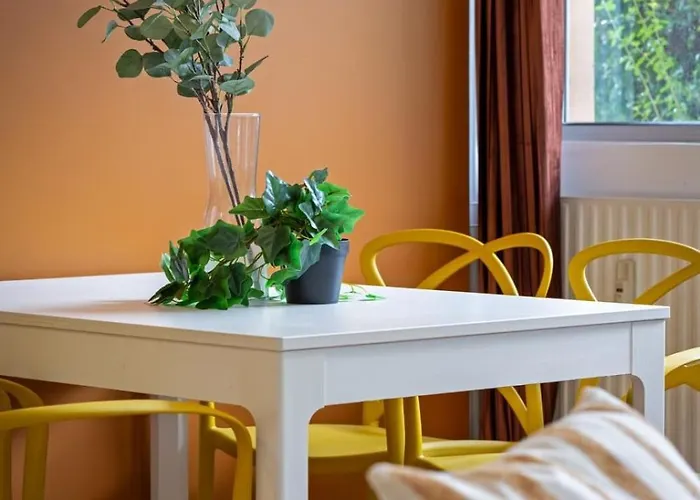 Apartment Roxane Spacious 3-bedroom With Terrace And Parking Just Steps