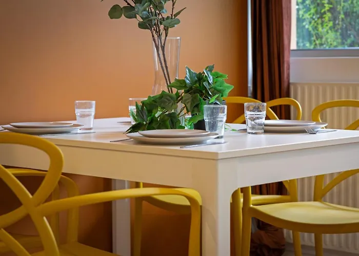 Roxane Spacious 3-bedroom With Terrace And Parking Just Steps *